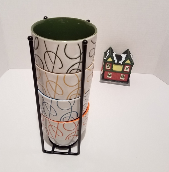 Gallery table top coffee cups - Picture 2 of 4